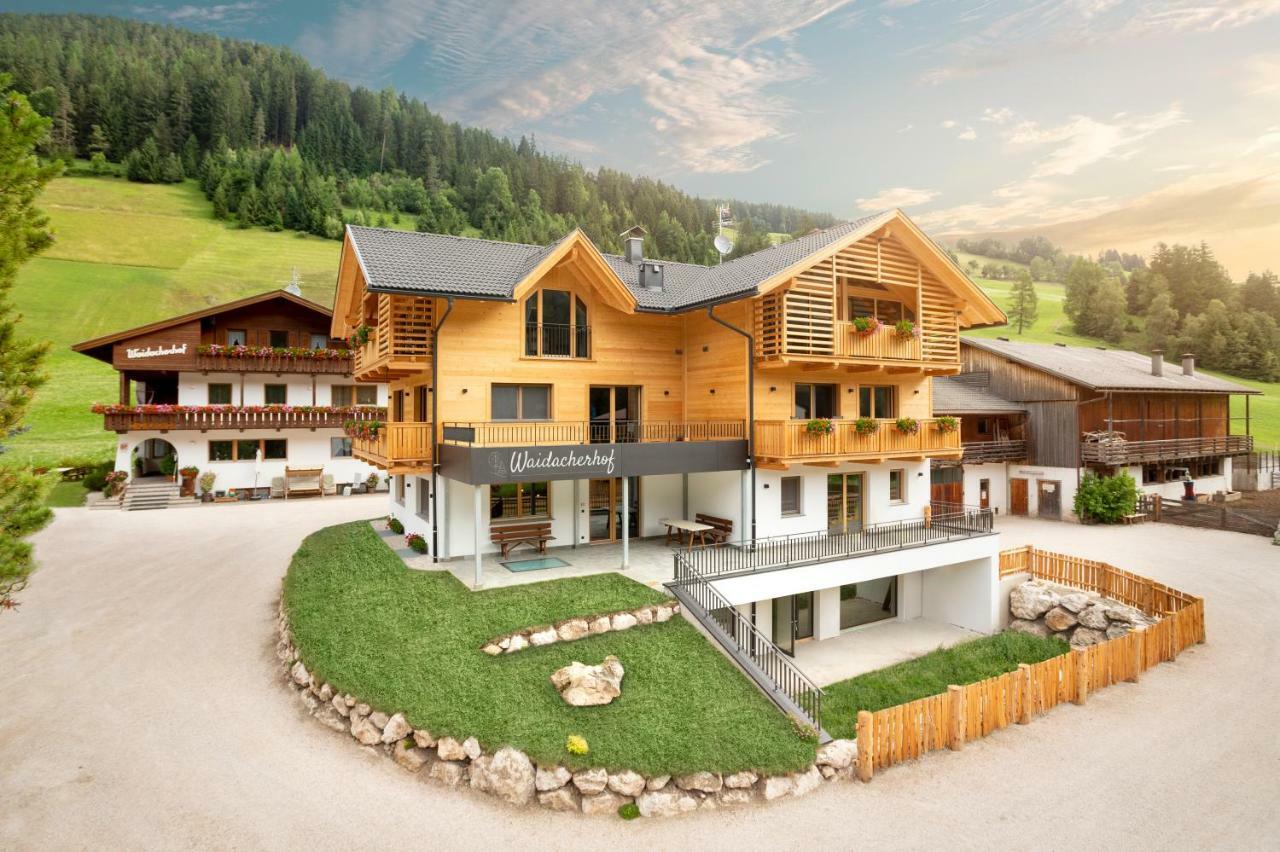 Waidacherhof Apartments Braies  Exterior foto